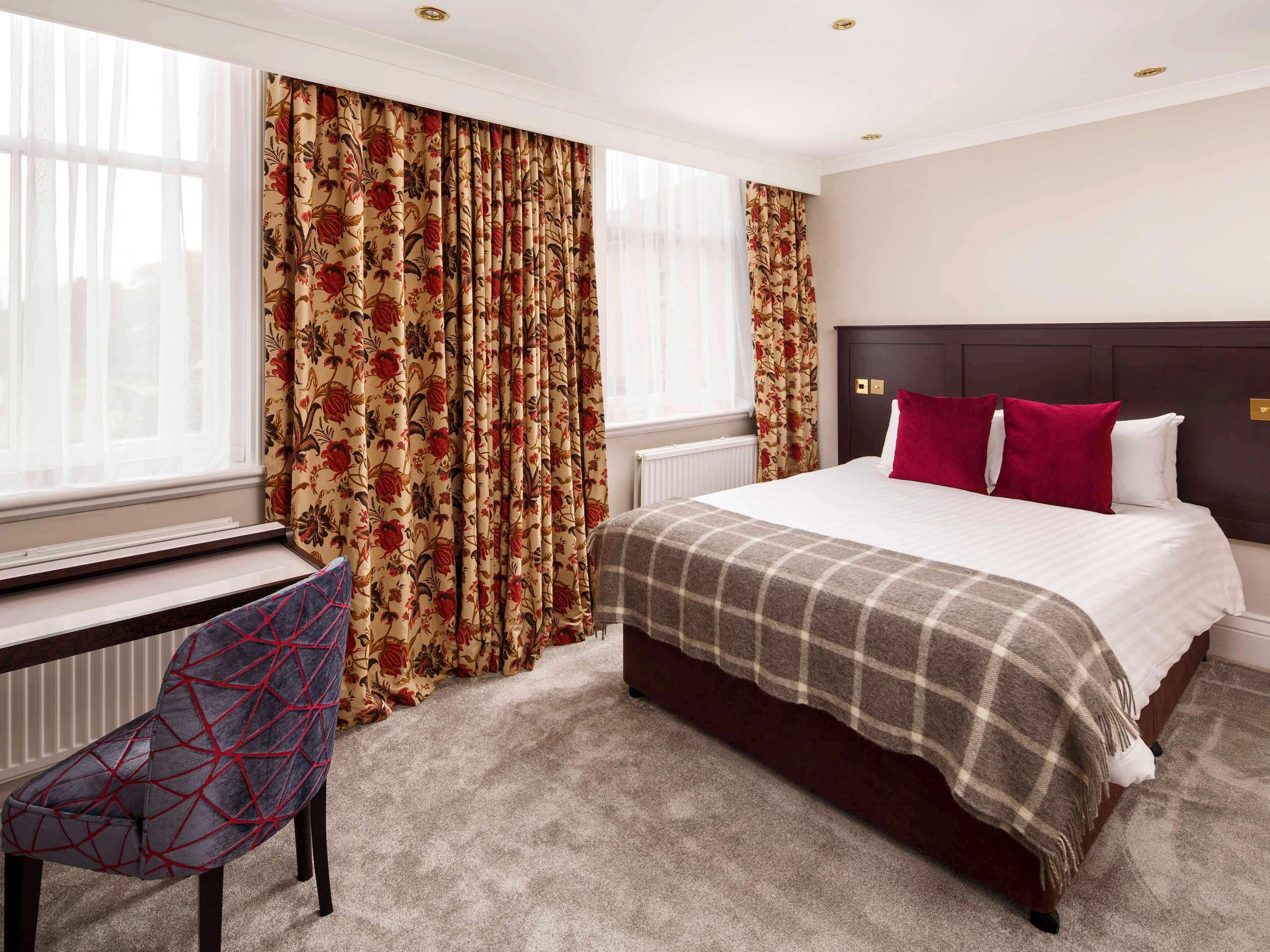 Mercure Burton Upon Trent, Newton Park Ngoại thất bức ảnh