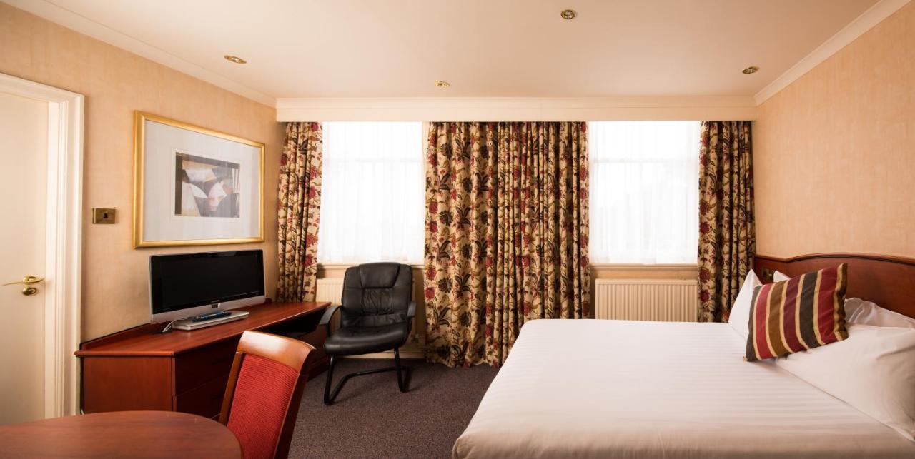 Mercure Burton Upon Trent, Newton Park Ngoại thất bức ảnh